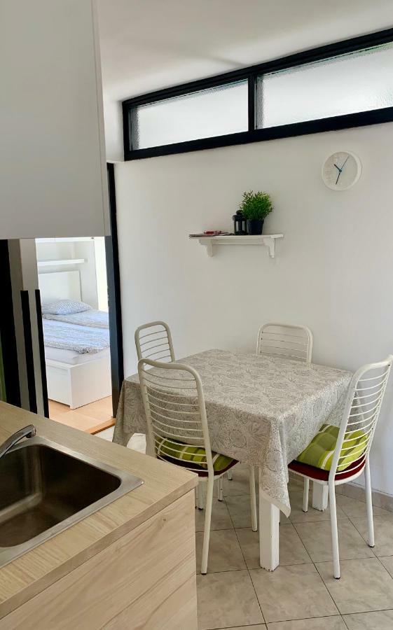 Apartment Bujas Raslina Esterno foto