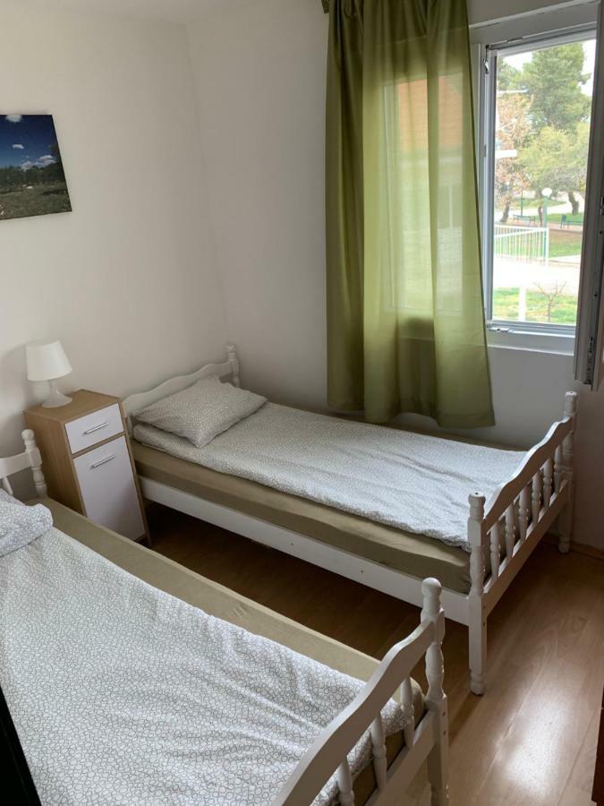Apartment Bujas Raslina Esterno foto